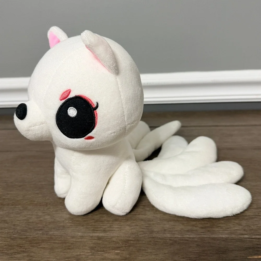 TV To The Sky Kingdom‎ Cartoon White 9-Tail Fox Plush
